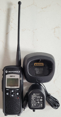 MINT Motorola DTR650 Digital On Site Portable 2 Way Radio 900MHz with Charger