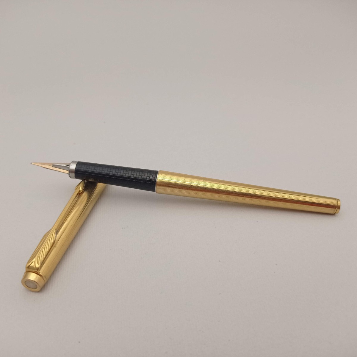文房具・事務用品 【新品未使用】PARKER 180万年筆 XF/M made in usa