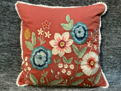 pier one summer pillows