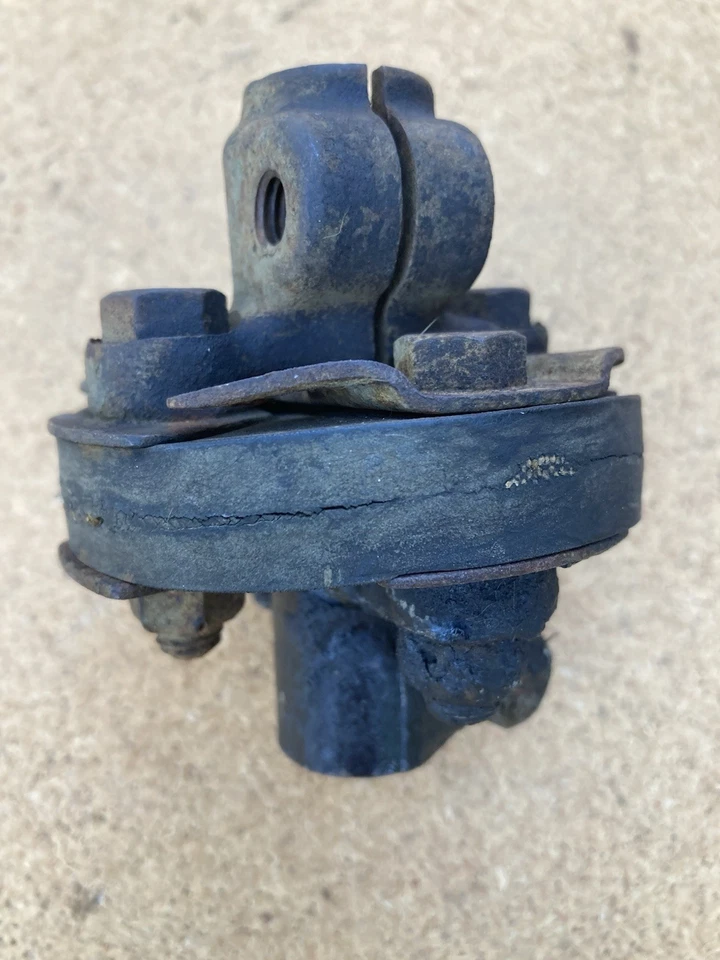 Acoplador de dirección para camioneta Chevy LUV 72-80, junta de trapo, Chevrolet Luv, OEM. Foto 2 de 4