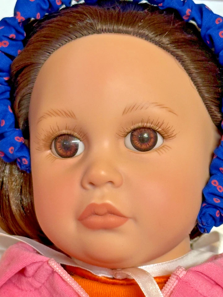 Effanbee Tonner Doll  Emma and Mimzy, my rabbit, in original box ⬇️ - Image 3 of 4