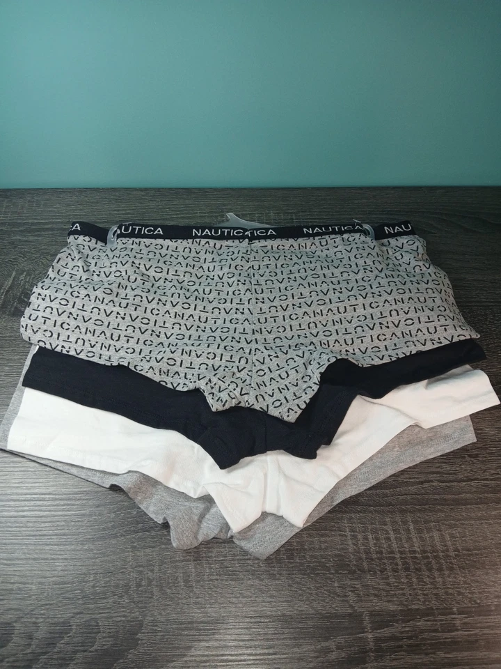 Paquete de 4 pantalones cortos para mujer NAUTICA L algodón logotipo niño gris, blanco, negro, gris logotipo Foto 4 de 4