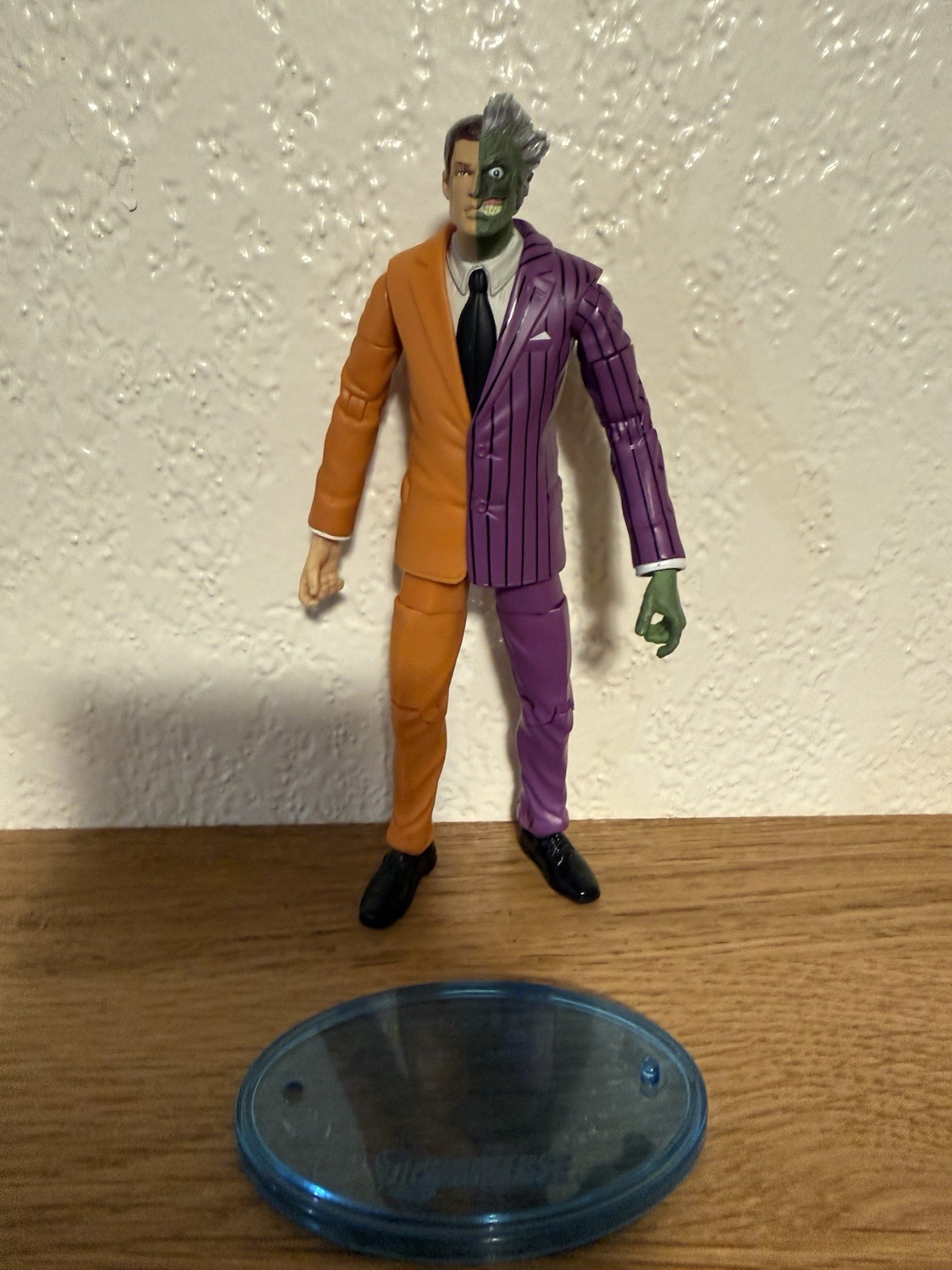 DC Universe Classics - Two Face From Gotham City 5-Pack 6&rdquo; Loose Figure