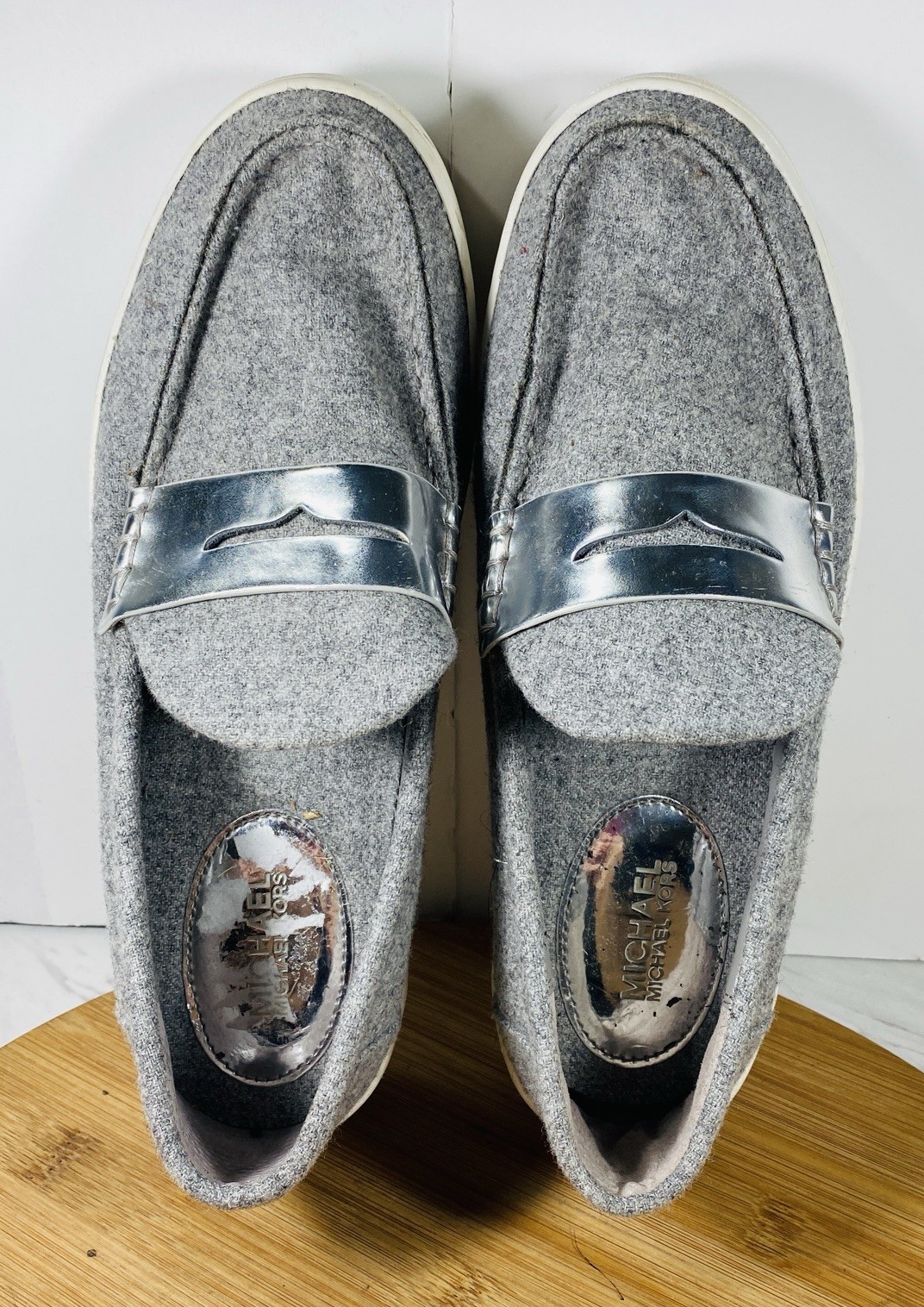 Michael Kors Women's Grey Flannel Shoes Slip-on Loafers Size 7M ( See Pic) thumbnail 6