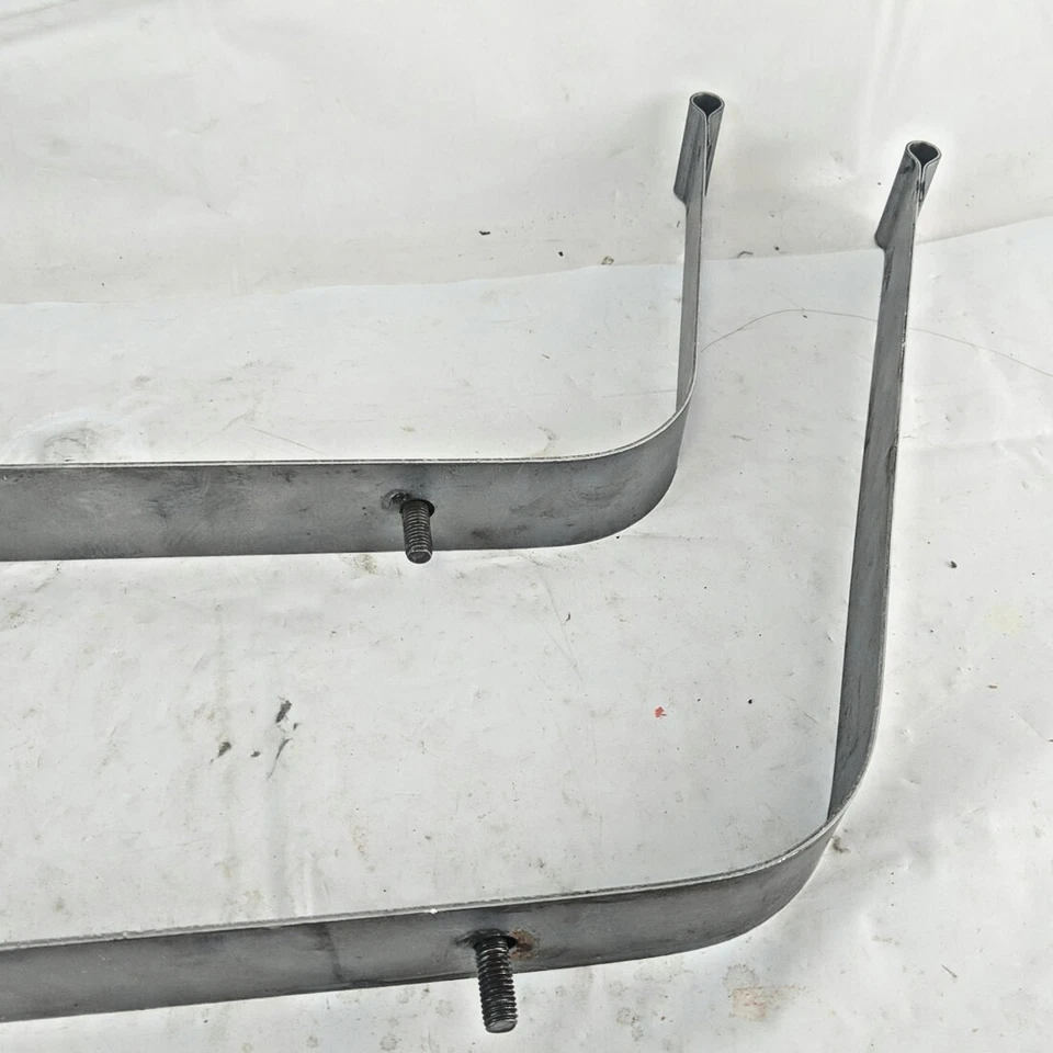 Ремень ремня топливного бака Spectra Premium ST533 подходит для Toyota FJ Cruiser 2007-2014 годов выпуска пара новый из старых запасов - Изображение 2 из 4