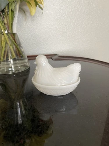 Vintage 1950's Hazel Atlas Hen on Nest White Milk Glass
