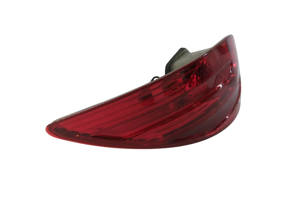 2006–2007 梅赛德斯-奔驰 R500 发球杆左侧尾灯原始设备制造商 — 第 2/4 张图片