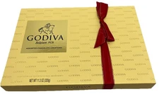 Godiva Belgium Goldmark Assorted Chocolate Creations Gift Box 11.3 oz + Gift Tag