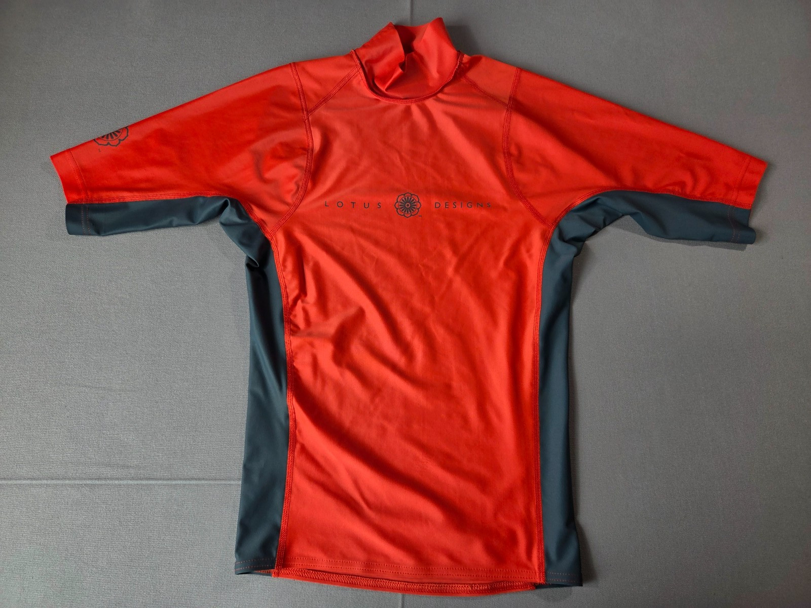 Patagonia Lotus Designs Rash Guard Shirt Womens M Orange Gray Swim Surf USA