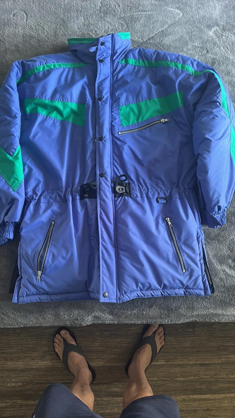 Vintage Ski Alpine Jacket – Blue & Green Retro Puffer Coat (Size L)
Opens in a new window or tab