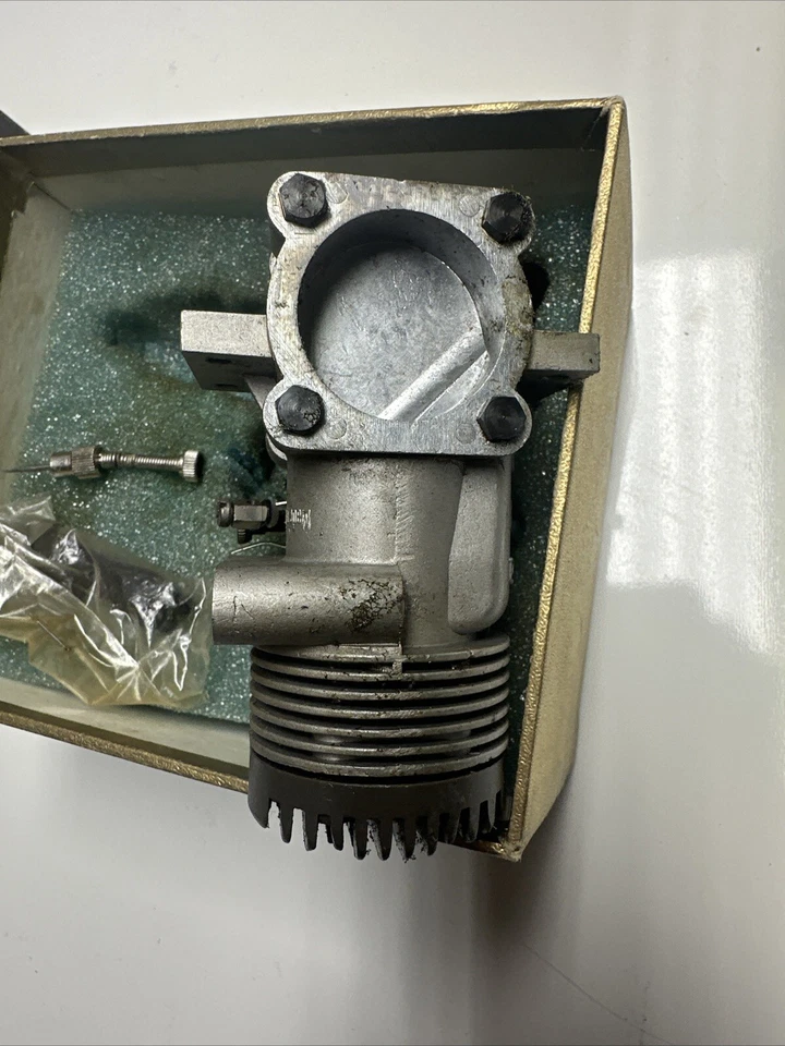 WEBRA ENGINE - WEBRA 61 BLACKHEAD - NR. 1020 RC - Image 4 of 4