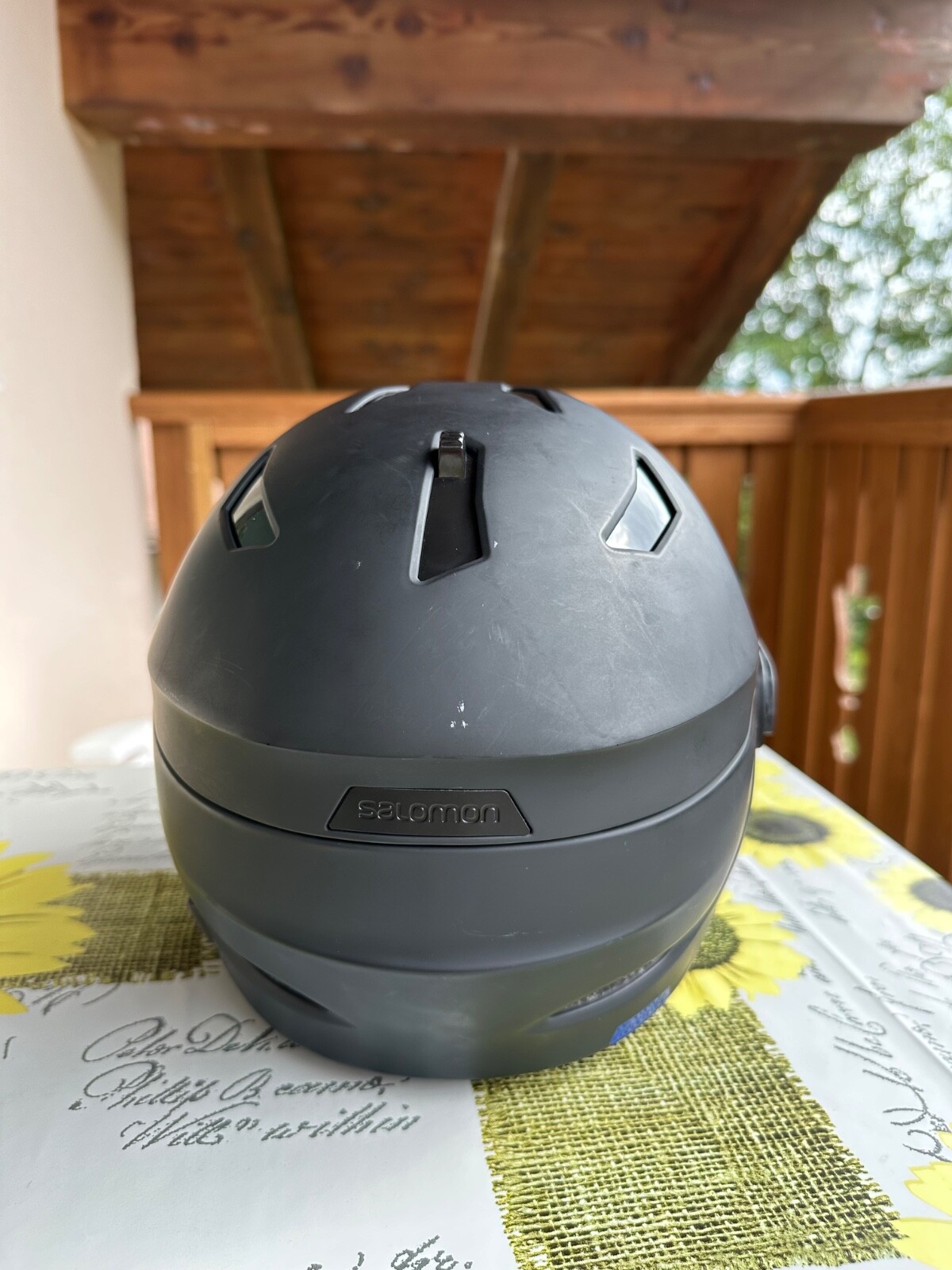 casco da sci salomon tecnologia EPS 4D advanced skin con lente intercambiabile