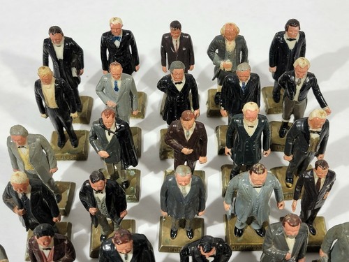 Vintage Louis MARX Lot of 32 US Presidents Plastic Toy Figures - Picture 5 of 9