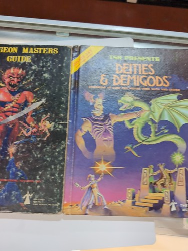 TSR AD&D 1st Ed Deities & Demigods - Dungeon Masters Guide - Bundle - Fair+ - Picture 2 of 19