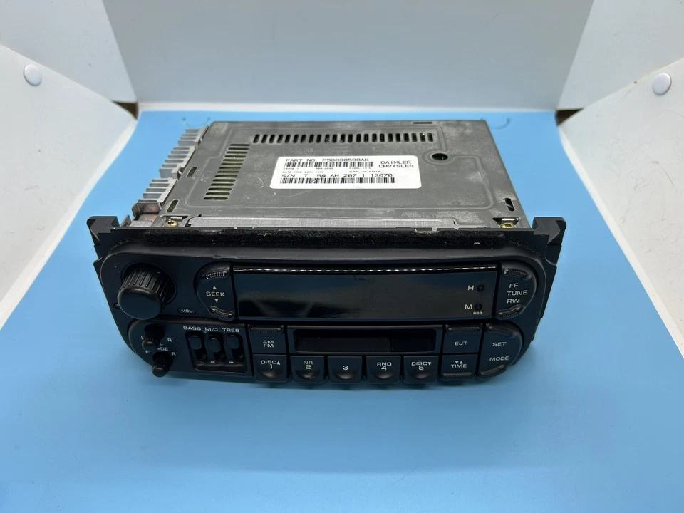 1999-2001 CHRYSLER 300 300M TOWN&COUNTRY CASSETTE RADIO P56038588AK Foto 2 de 4