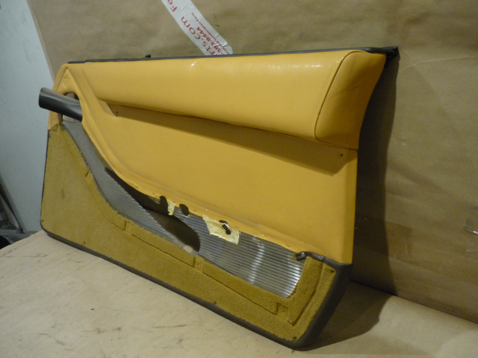 Ferrari Testarossa(85-90). RH Inner Door Panel. Beige -  Part# 61502000