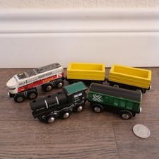 Imaginarium 101312 Wooden Train Engine  Car Lot of 5 Compatible w/ Thomas Brio