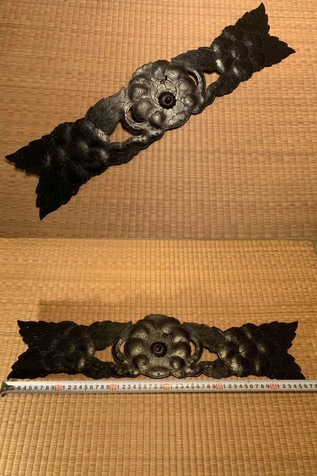 Taisho Sendai Soma Hierro Crisantemo Cresta Bloqueo Montaje con Llave de Peso Nirami Foto 3 de 4