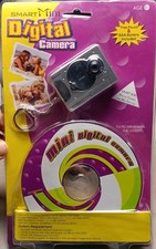 Smart Mini Digital Keychain Camera 16Mb with Pouch  Software / USB Cable