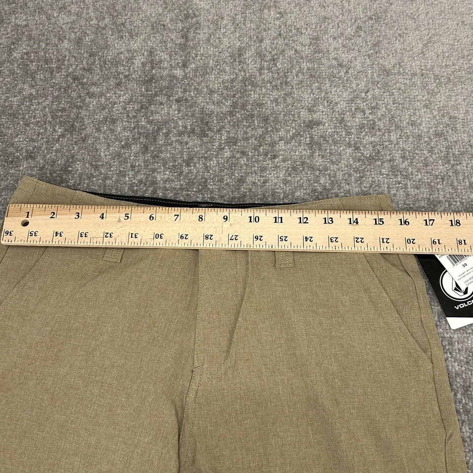 Volcom Shorts Mens 30 Tan Kerosene Hybrid Water Repellant 4 Way Stretch Surf NEW - Image 2 of 4