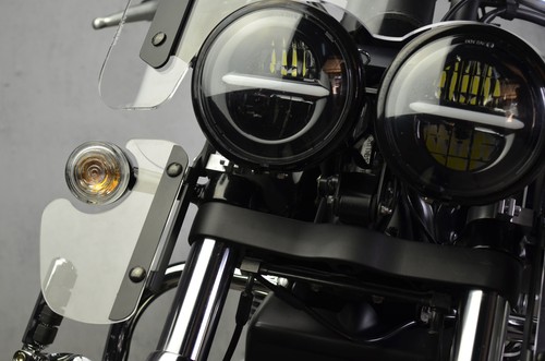 TRIUMPH Thunderbird Storm 1700 (2011-2016) Szyba 5mm 67cm deflektory kolan - Zdjęcie 6 z 12