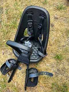 Thule Front Mounted Child Bike Seat Black Safety Harness & Foot Support Plastic