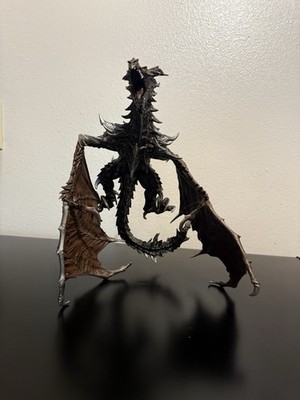 アルドゥイン フィギュア　コレクターズエディション　Skyrim s-l400.jpg
