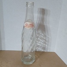 Vintage Pepsi 10 fl oz Clear Glass Bottle Swirl Design Collectible 66 on bottom