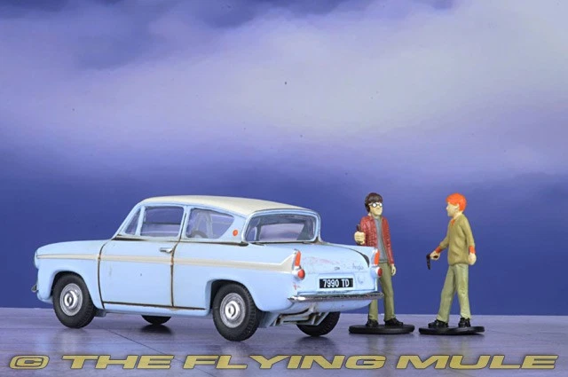 Corgi 1:43 Ford Anglia - Image 2 of 4