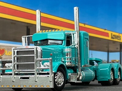 Peterbilt MODEL 389 トレーラーミニカー Peterbilt 389 with Sleeper Cab and Talbert 5553TA Tri-Axle