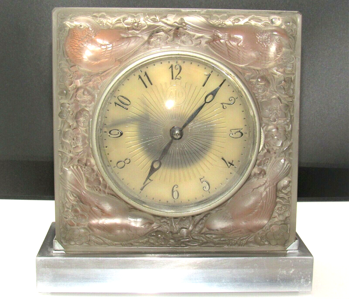 R. LALIQUE Art Glass Quatre Moineaux du Japon Clock w/Light Base c