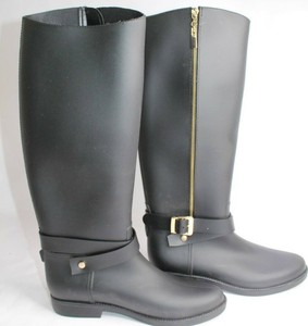 dirty laundry rain boots