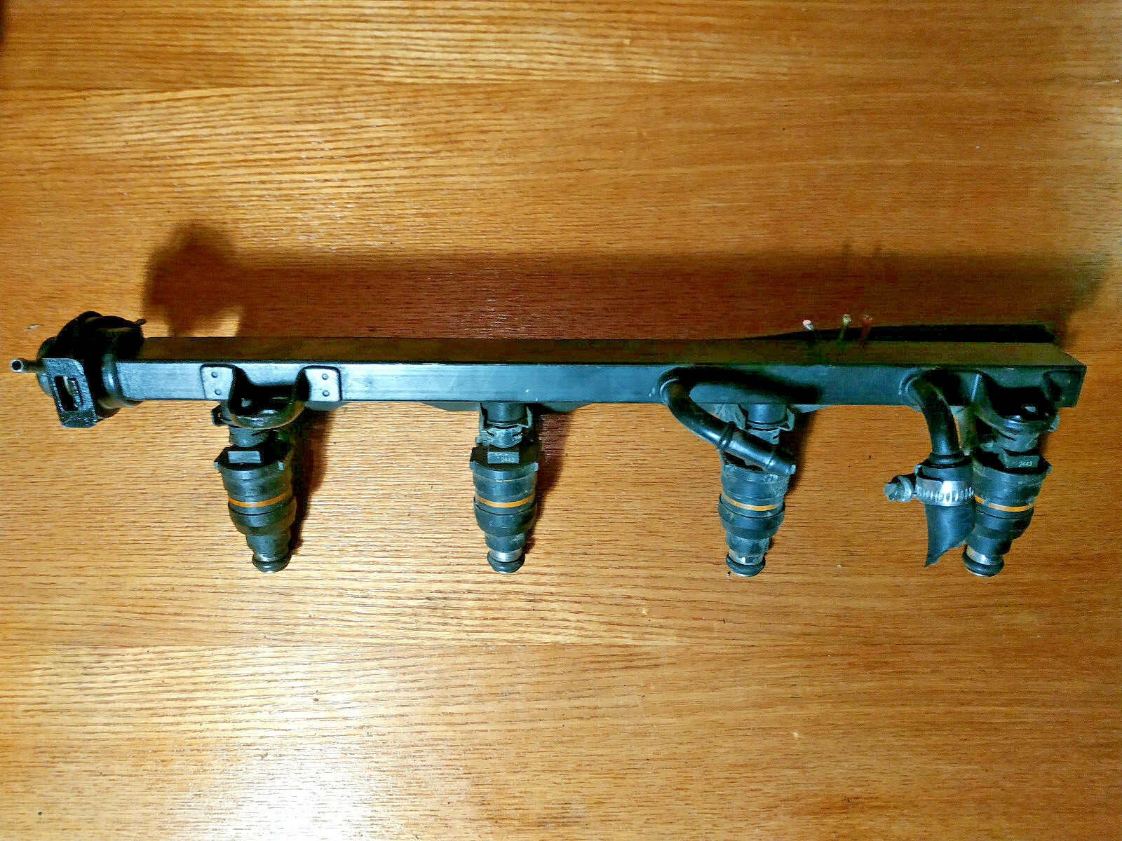 4 x BMW E36 318is 318ti M42 M42B18 OEM FUEL INJECTORS LUCAS 