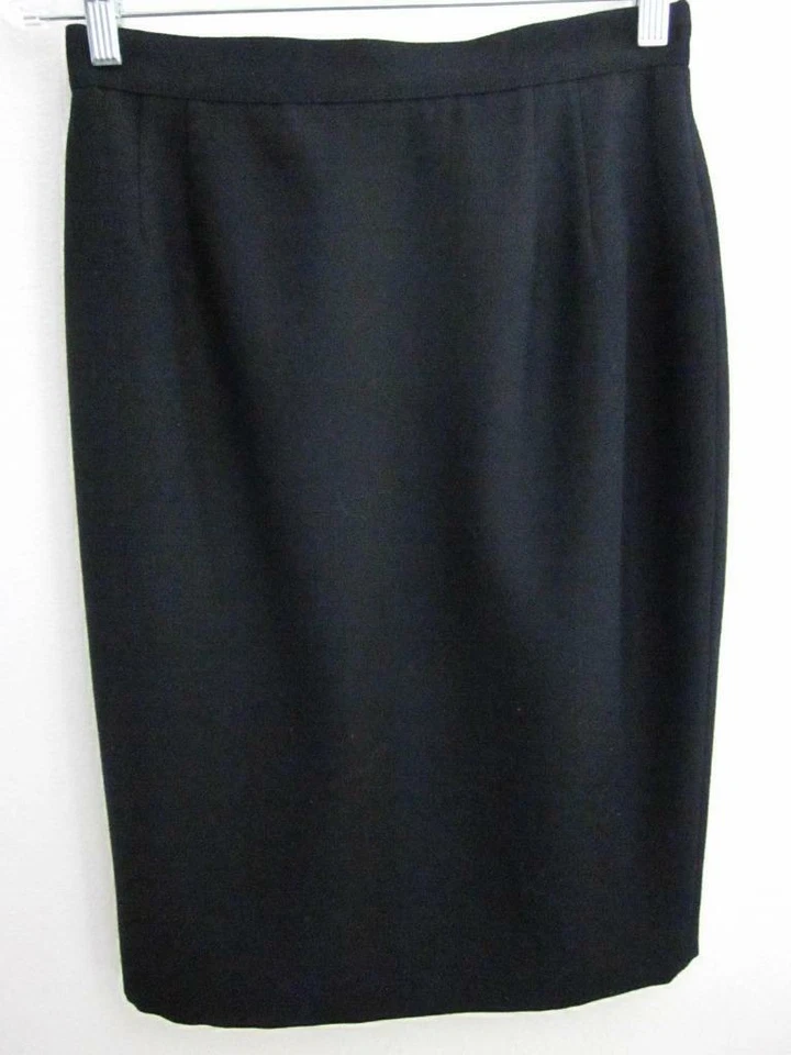 FENDI Black Wool Pencil Skirt Fully Lined 36 IT / 6 US Waist 28" Length 25" EUC