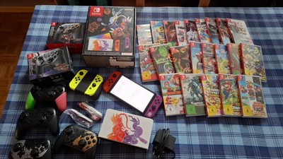 Nintendo Switch OLED Pokémon Edition + 22 Spiele + Controller +Speicherkarte