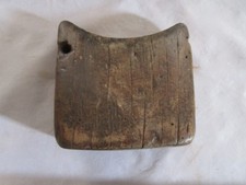 Appuie-tête africain en bois de marque Dinka
