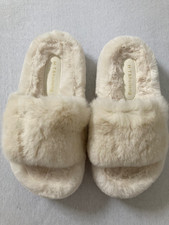 Women’s Fluffy Faux Fur Platform Slippers | Soft Plush Indoor Slides | Cozy Brow