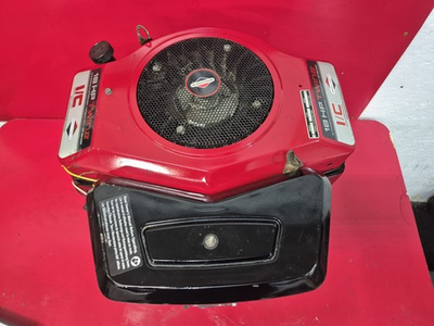 #ad BRIGGS amp; STRATTON 18 HP. OPPOSED TWIN ENGINE 422707 $599.95