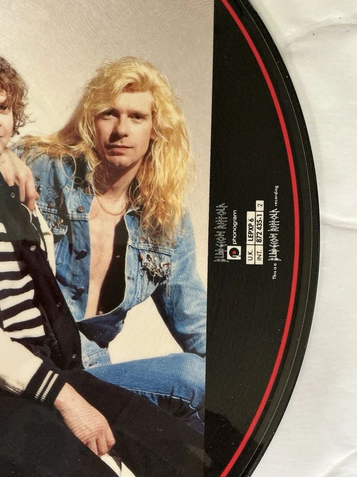 DEF LEPPARD ROCKET  12” PICTURE DISC LEPXP 6 HARD ROCK VINYL  PLAY TESTED - Image 4 of 4