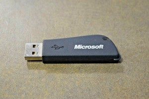 Microsoft Notebook Receiver v2.0 Mouse USB Dongle Wireless Optical 1051 ...