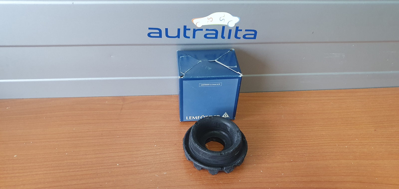 New Lemforder 1456301 Top Strut Mounting 6N0412331 | eBay