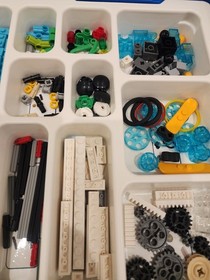 LEGO Education WeDo 2.0 Core Set Robot Brock Programing Toy **READ**