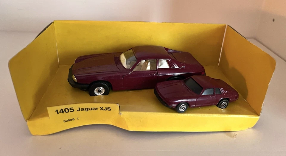 VINTAGE CORGI TOYS JAGUAR XJS Plus 1/64 JAG XJS - MINT  in POOR BOX - Image 2 of 4