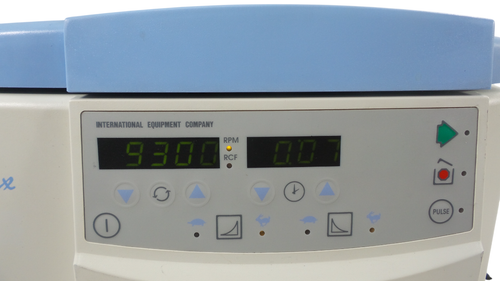 Centrifuga IEC Micromax con rotore - Spedizione gratuita - Foto 6 di 8