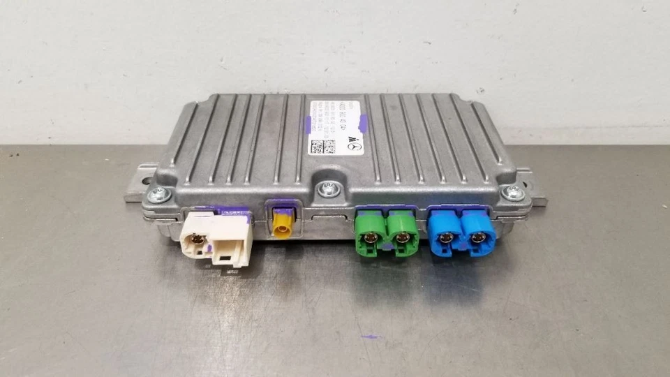 14 MERCEDES BENZ E63 AMG W212 SURROUND VIEW CAMERA CONTROL 0009004004 - Image 3 of 4