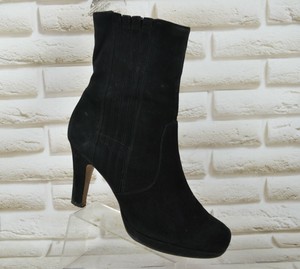 clarks heeled booties
