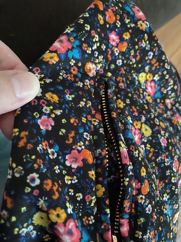 Art Class Floral Zip Jacket. Size 10/12. Pockets. - Picture 7 of 11