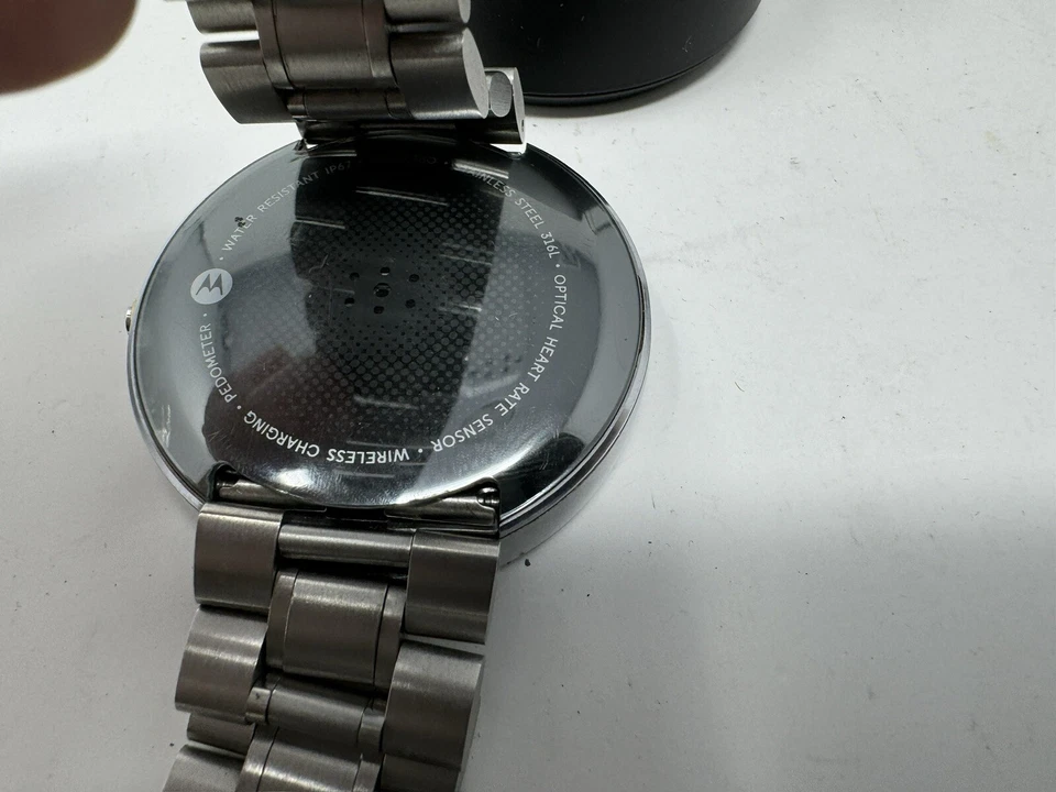 Reloj inteligente MOTOROLA MOTO 360 WR IP67 podómetro ritmo cardíaco plateado Foto 4 de 4