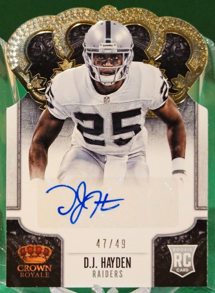 DJ Hayden Panini Crown Royale #124 Signature Die-Cut Gold