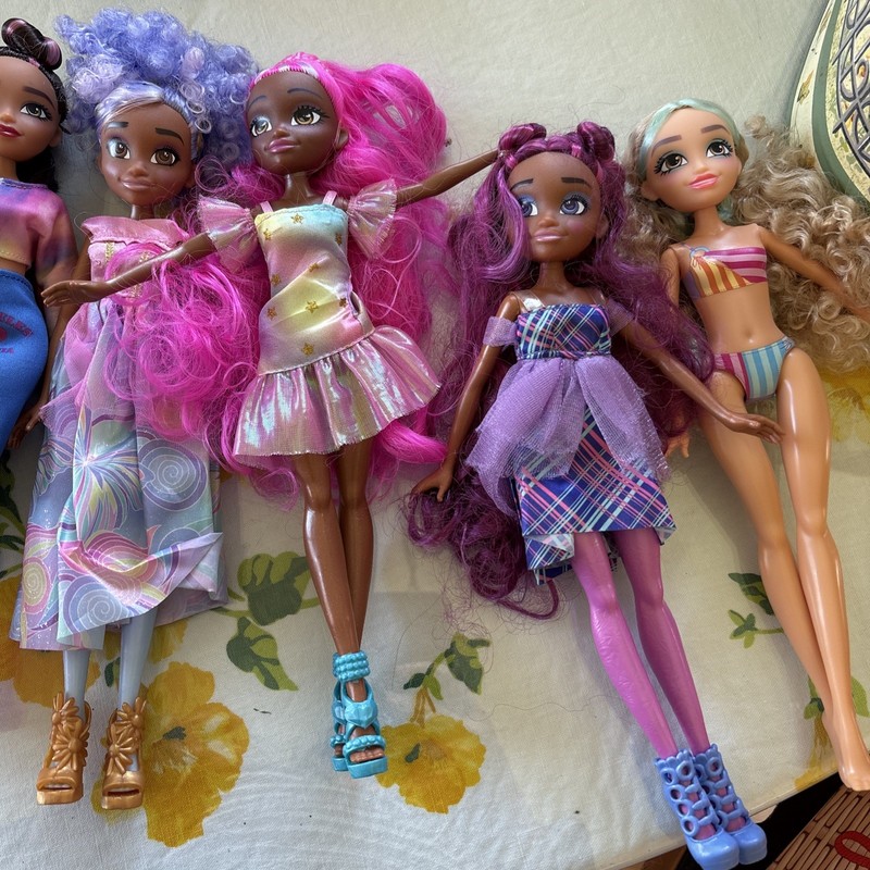 LOT OF FASHION DOLLS 6 HAIROLOGY 3 MERMAID HIGH AND 1 BARBIE FASHIONISTA